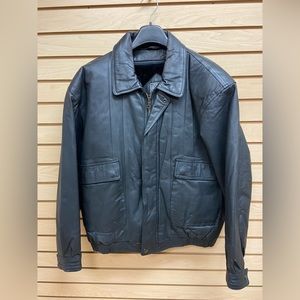 ADVENTURES GREAT LOOKING MEN BOMBER JACKET WITH LINING SIZE LARGE